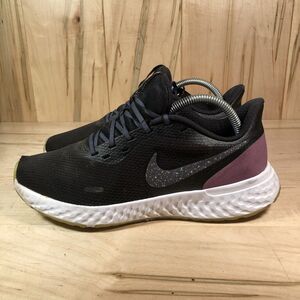 Nike Womens Revolution 5 SE CD0303-001 Black Running Shoes Sneakers Size 9.5